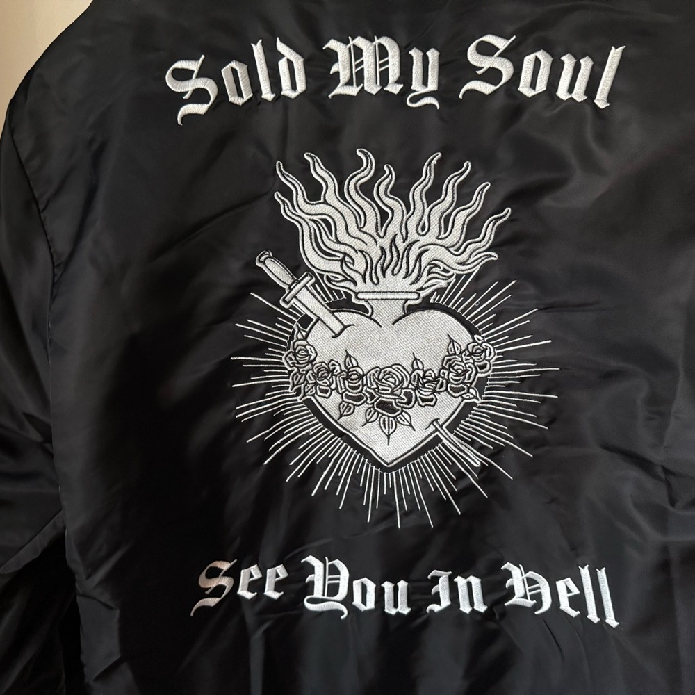 Black Graphic Bomber Jacket - Picture 5 of 10